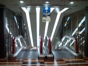 escalator4.jpg
